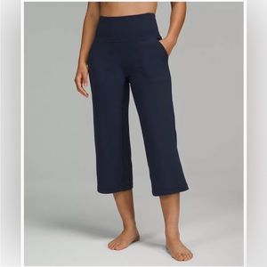 lululemon Align™ High-Rise Wide Leg Crop 23" leggings pockets Navy Blue Size 12